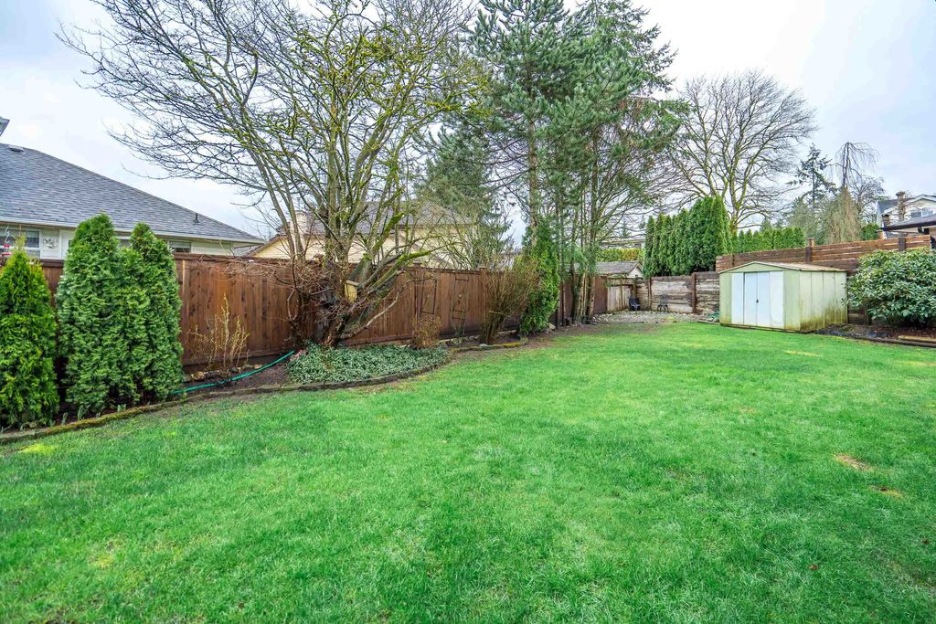 listing image 1104208341465647581