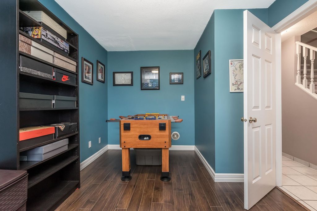 listing image 1102341989377599609