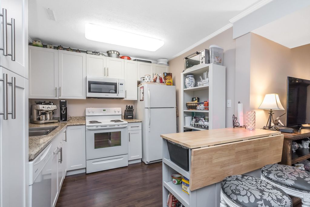 listing image 1103621005405913336