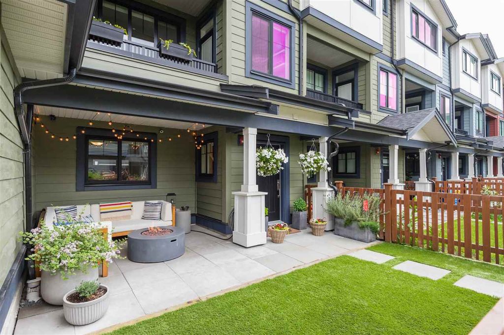 listing image 1105269315378545851