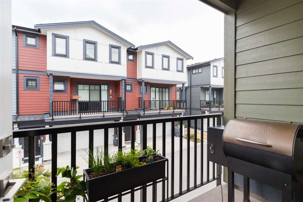 listing image 1107852748074694192