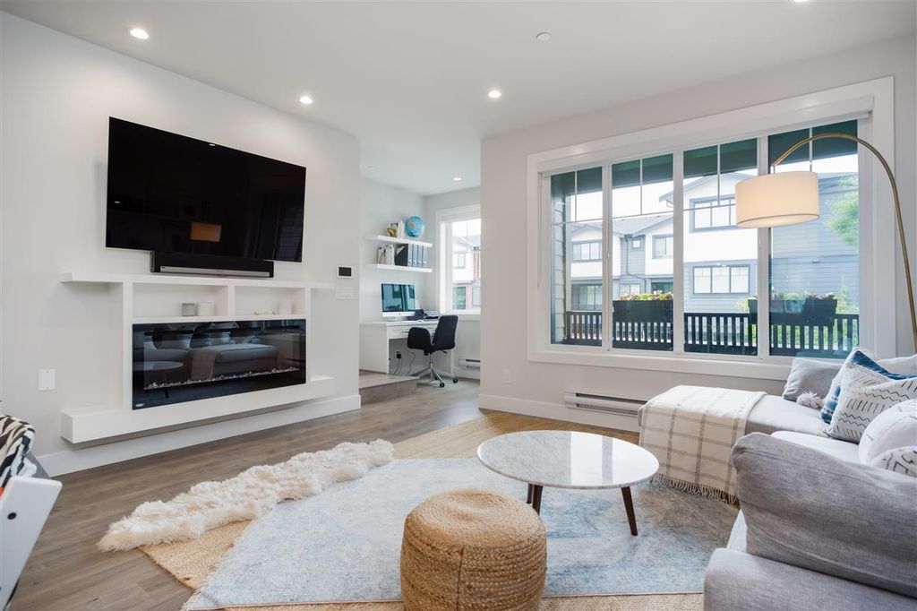 listing image 1106360031967869084