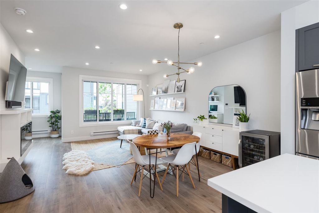 listing image 1103725296370553641