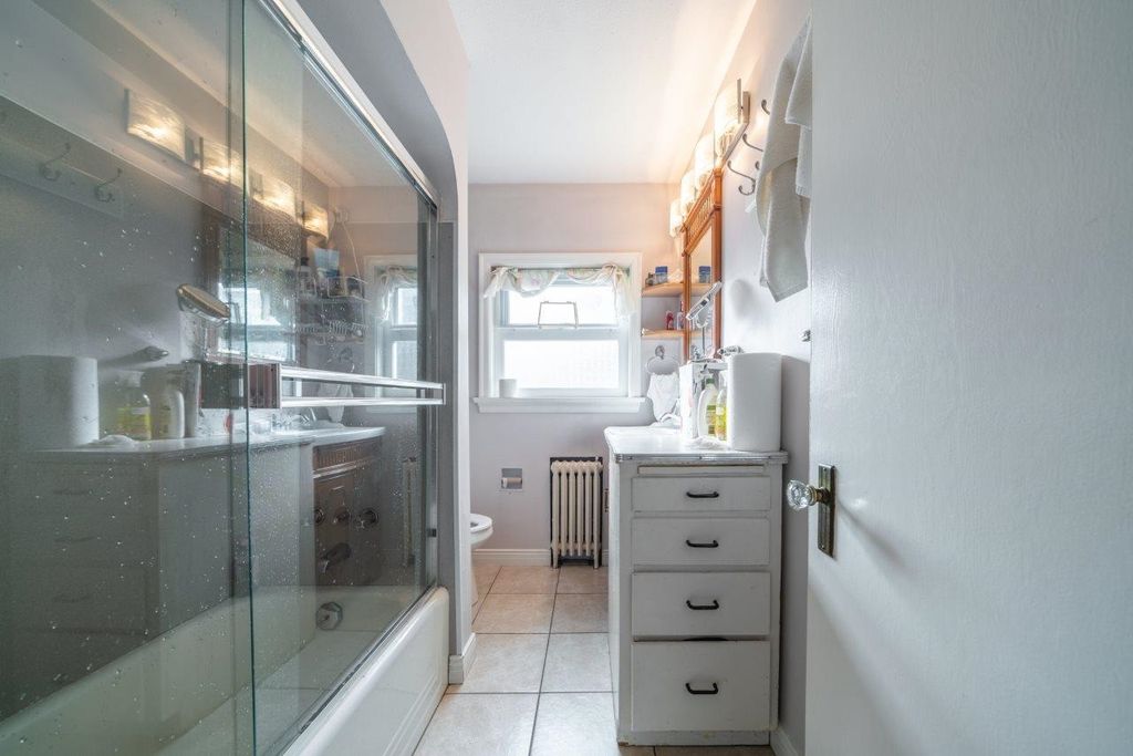 listing image 1102707888605408932