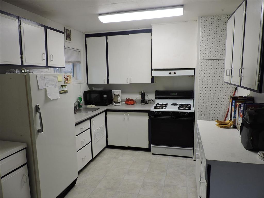 listing image 1106578399519189223