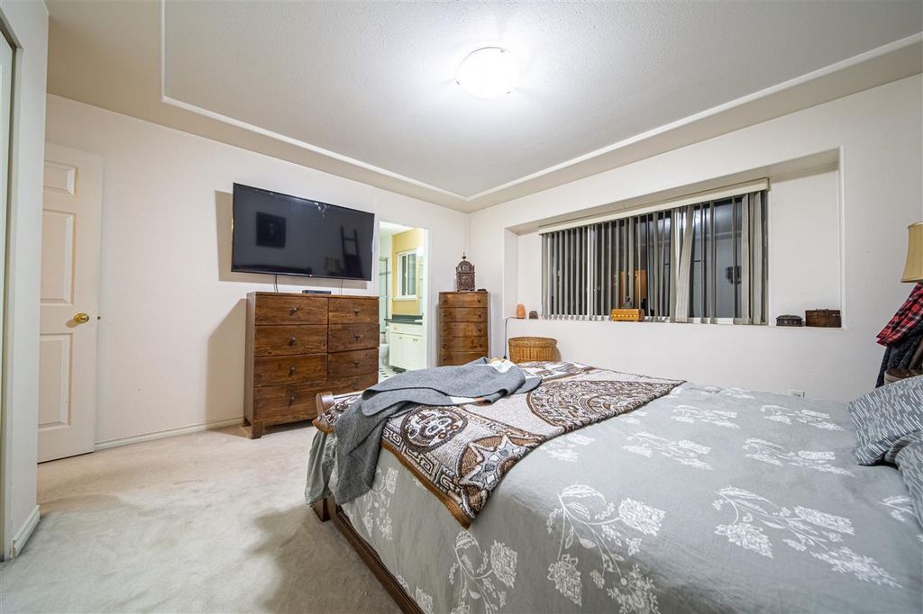 listing image 1105747904830953258