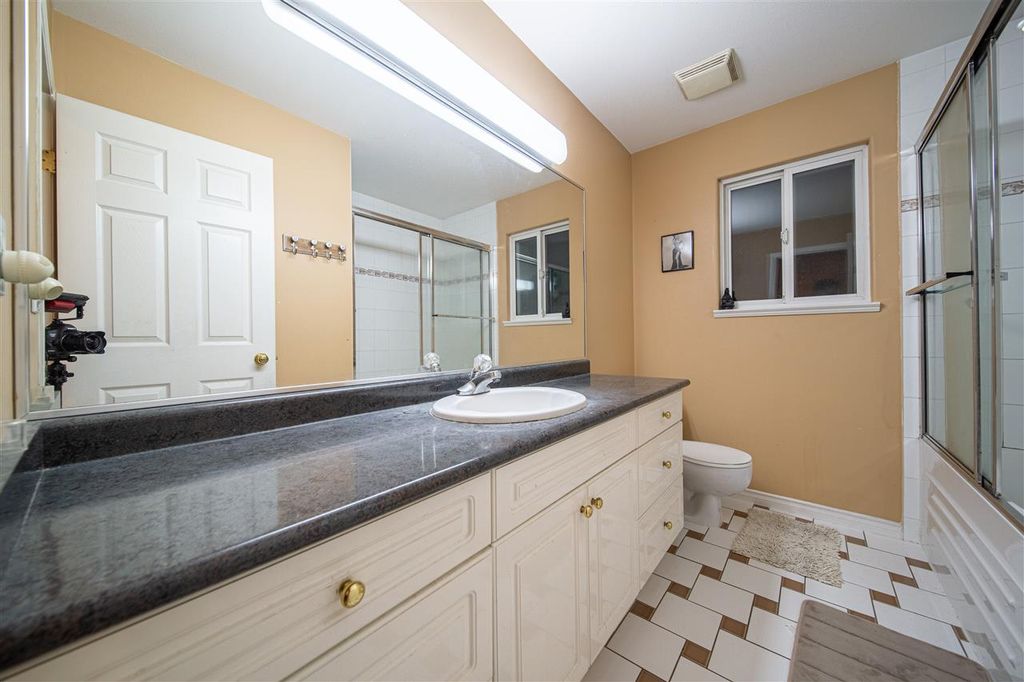 listing image 1104554494139443065