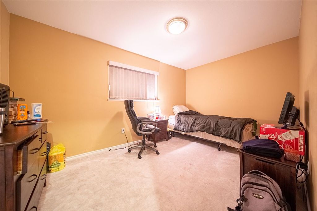 listing image 1106614554936177912