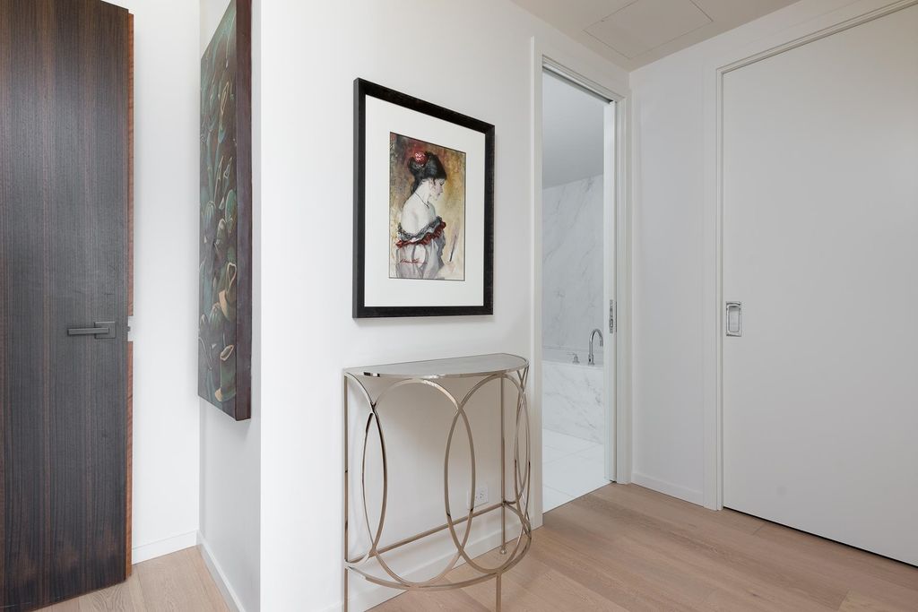 listing image 1109817208172330422