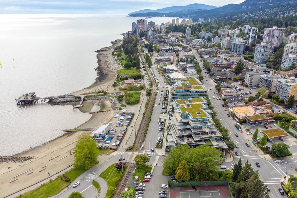 listing image 1107523554698601869