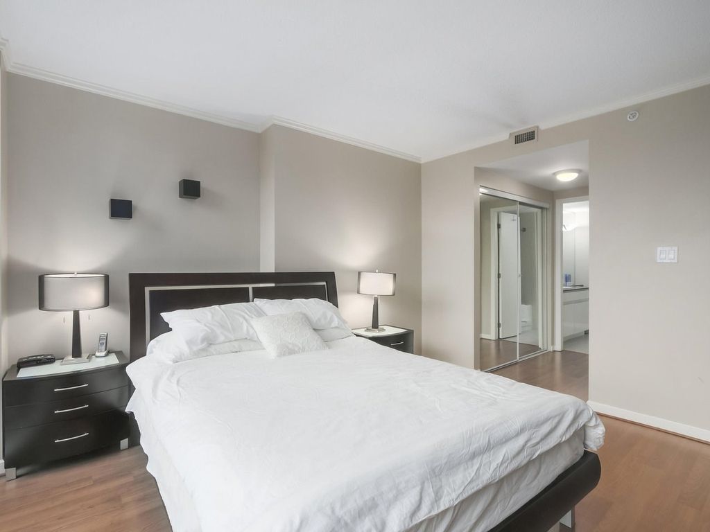 listing image 1101305413874644194
