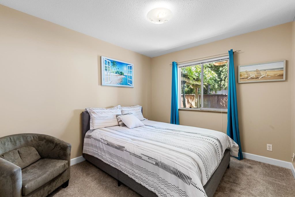listing image 1103995271611504331