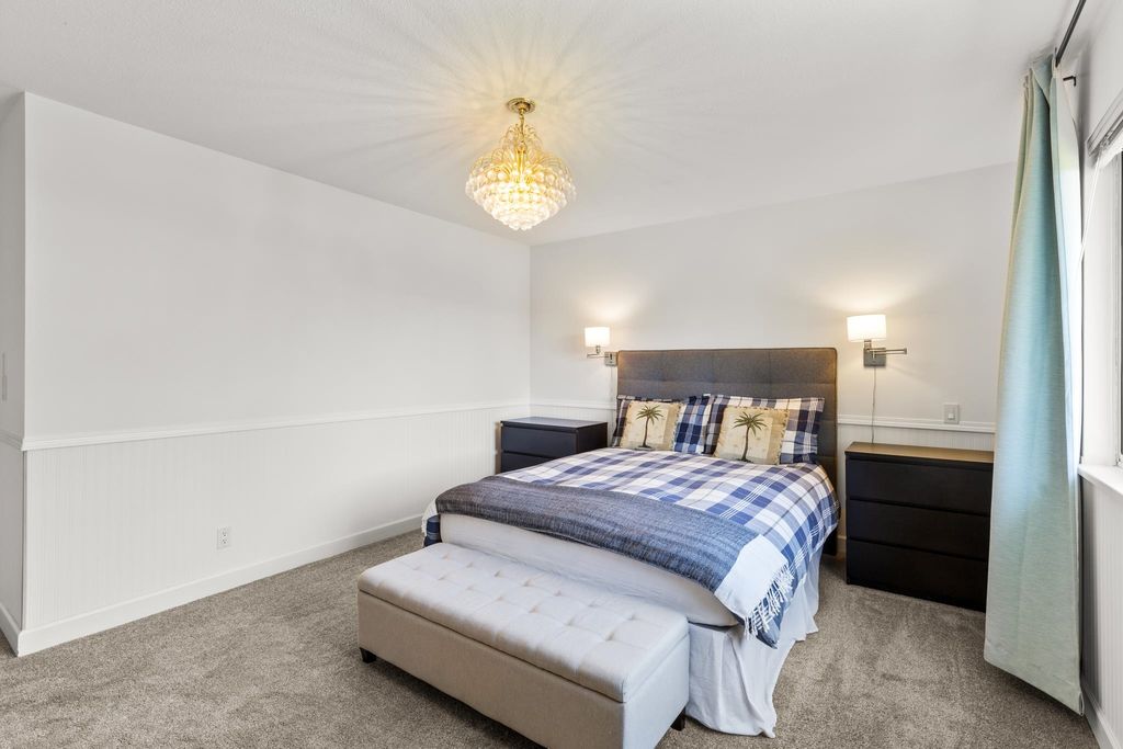 listing image 1105289752323584845