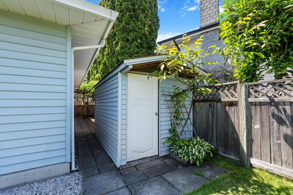 listing image 1100570334755684869