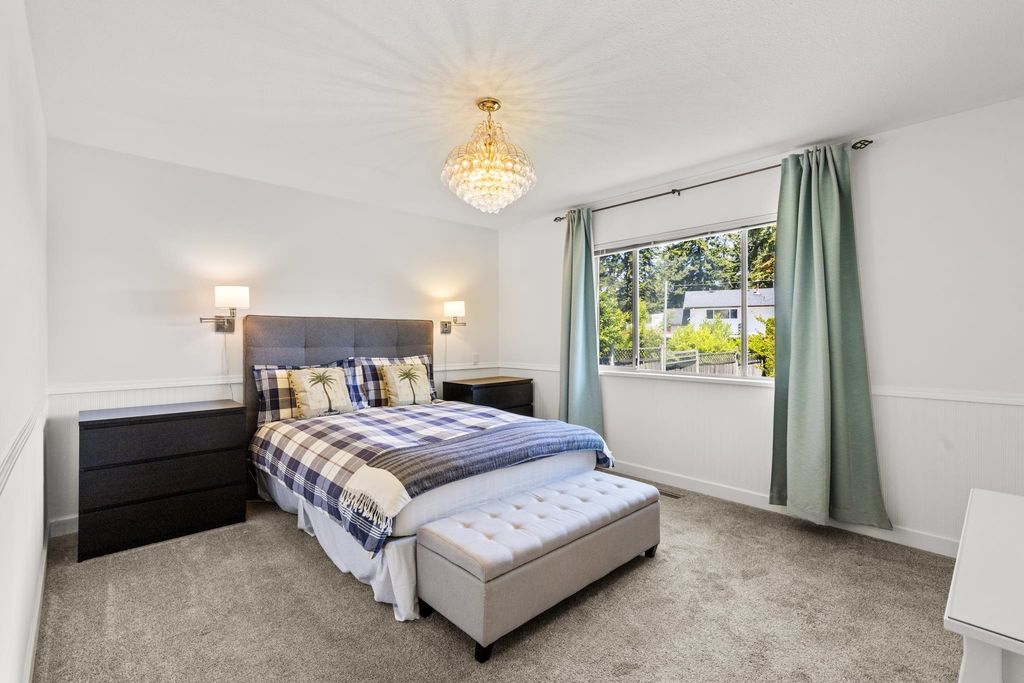 listing image 1105983644309587972
