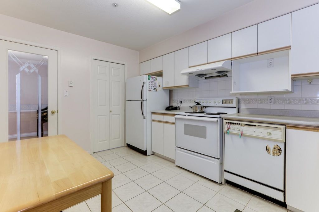 listing image 1108220187387403901