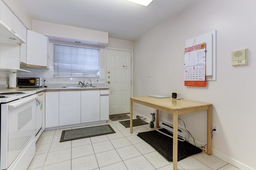 listing image 1104640656253148883