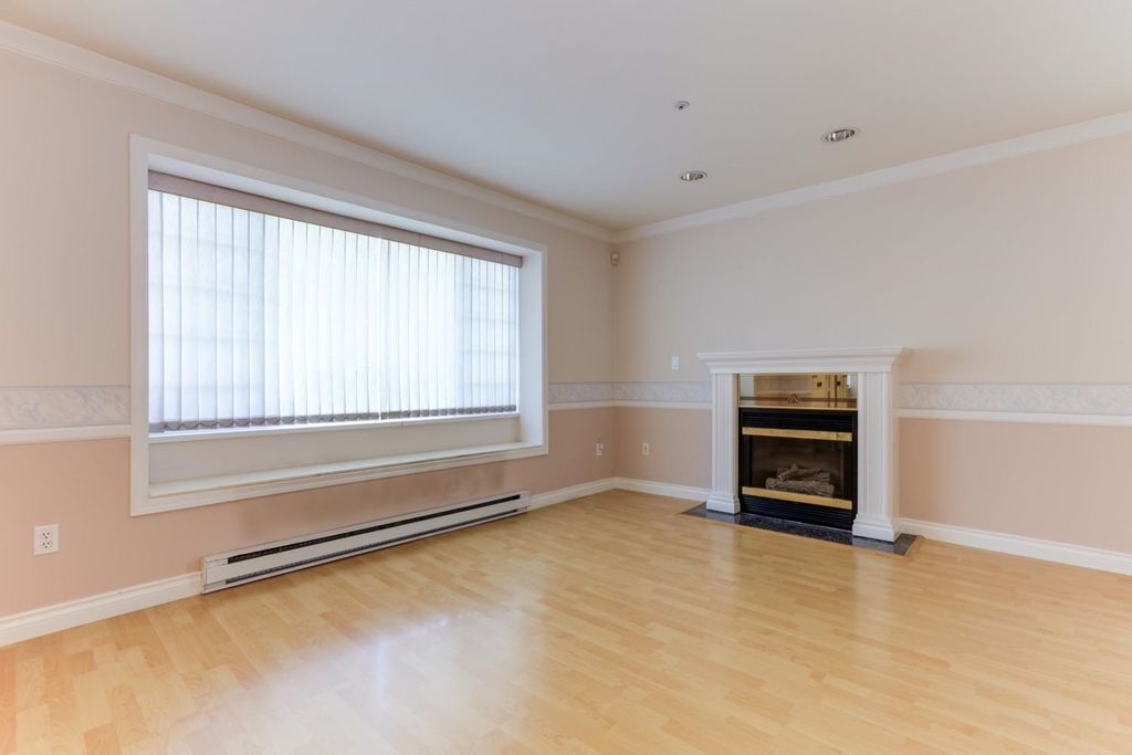 listing image 1101732200587698469