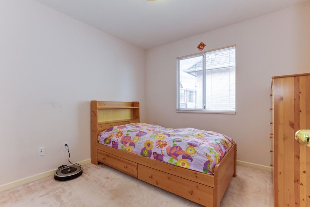 listing image 1109268002889575842