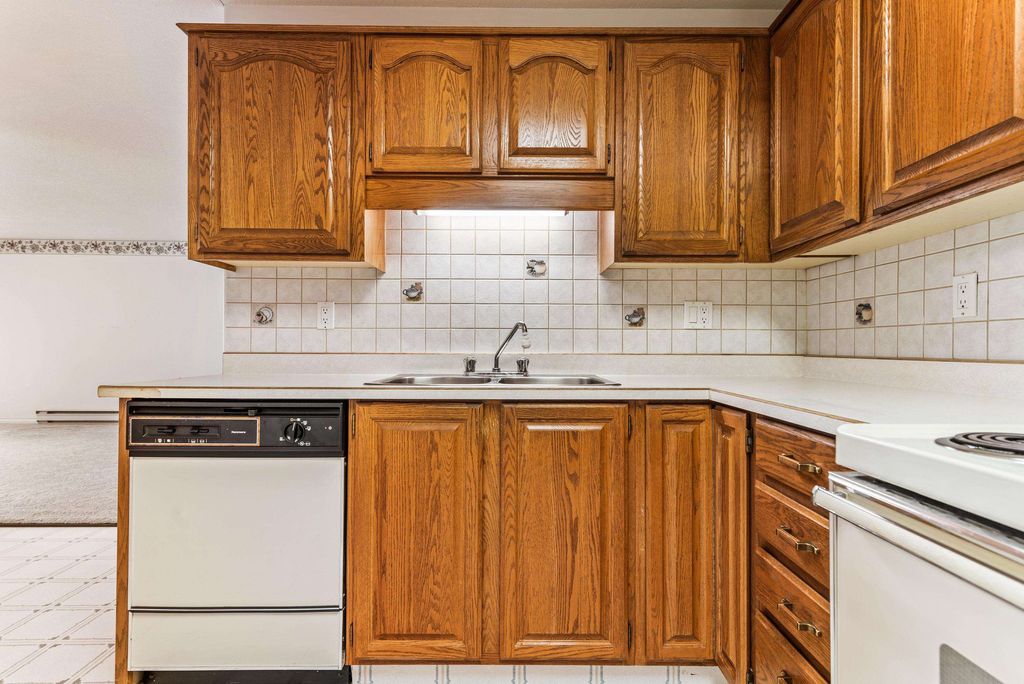 listing image 1103143334325785676