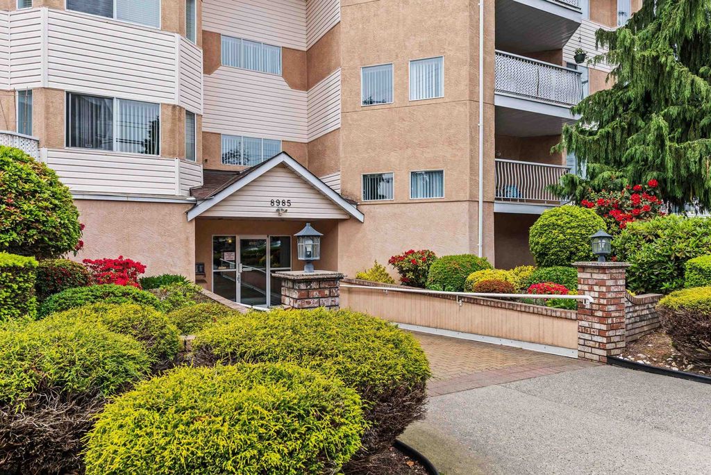 listing image 1104693643216584055