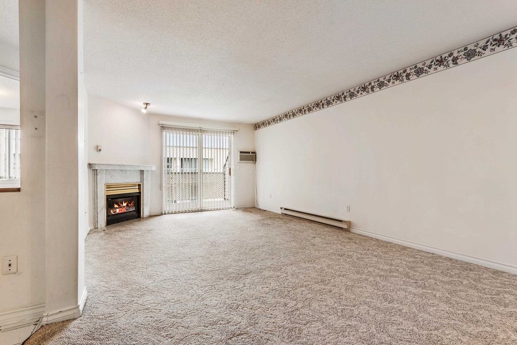 listing image 1106253028359675892