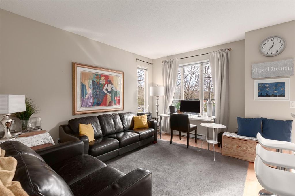 listing image 1103700610541285107