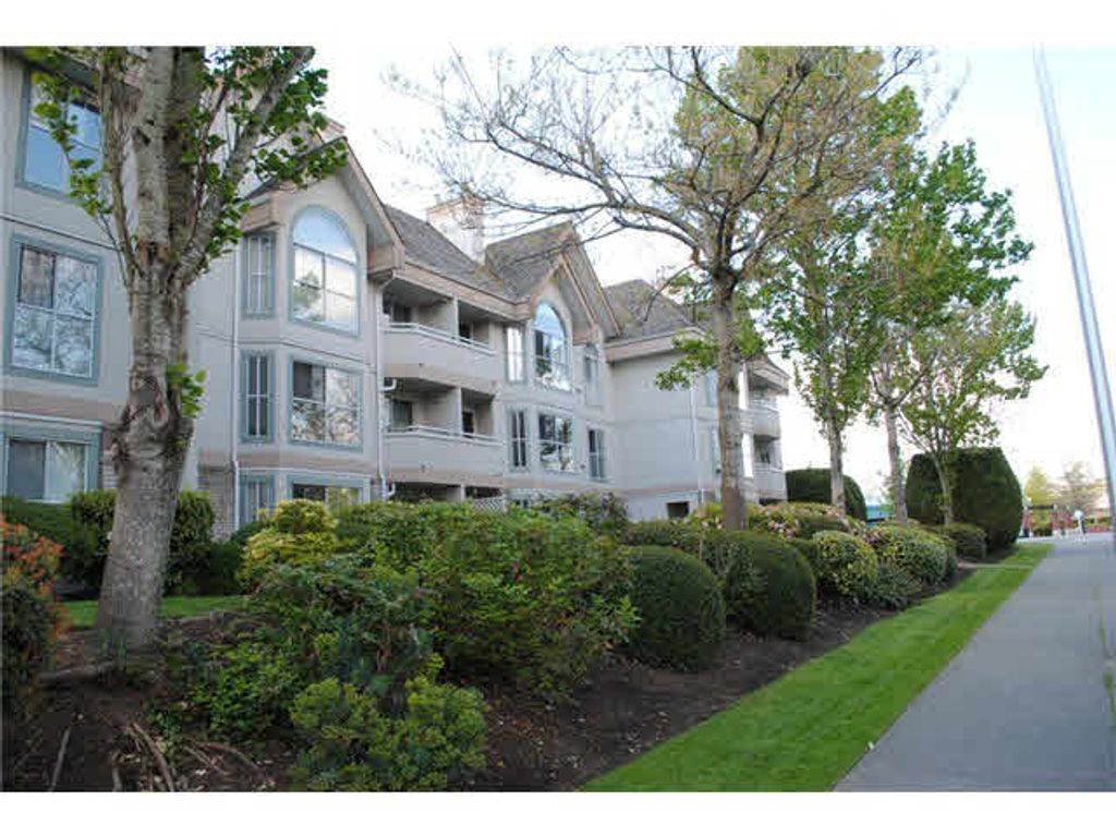 listing image 1106839354351743403