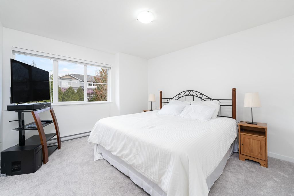 listing image 1102746195135924367