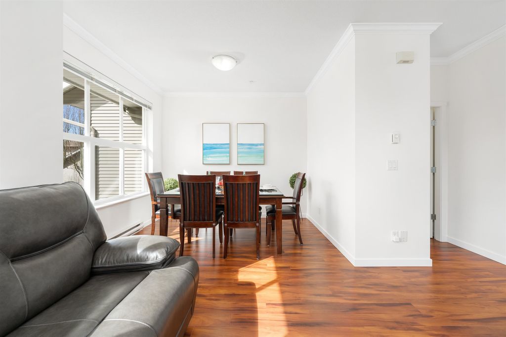 listing image 1106608209670449576