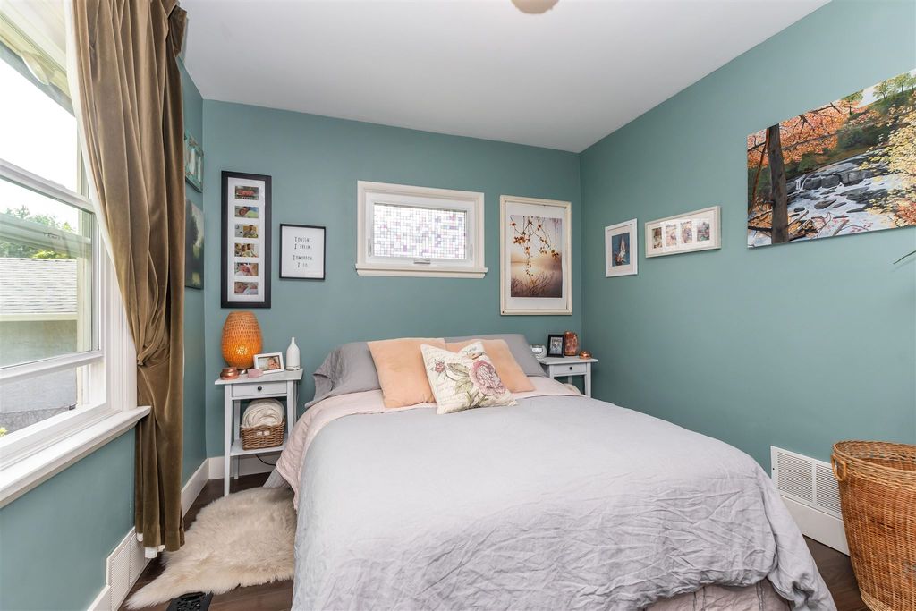 listing image 1108076157791516682