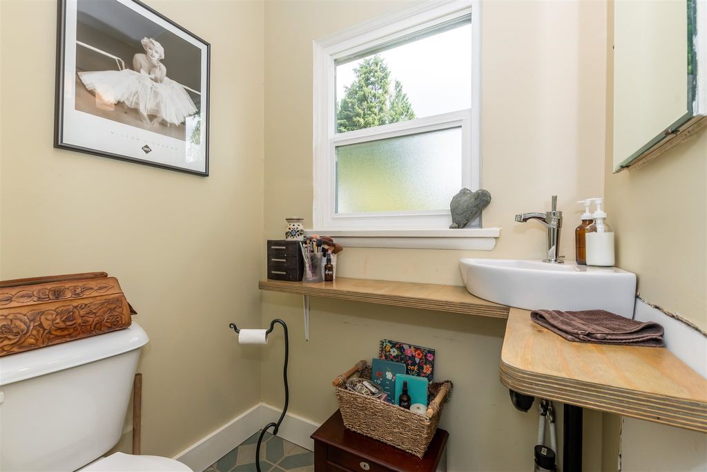 listing image 1108624508018566773