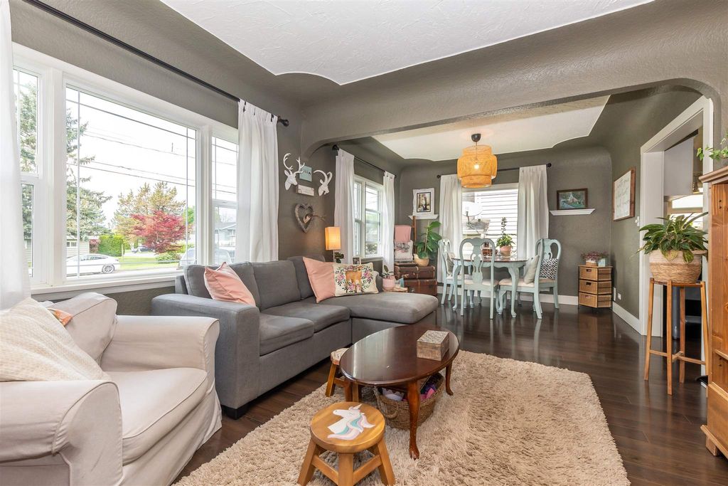 listing image 1103365289196602540