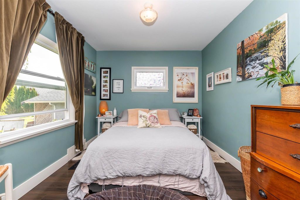 listing image 1109138304689118290