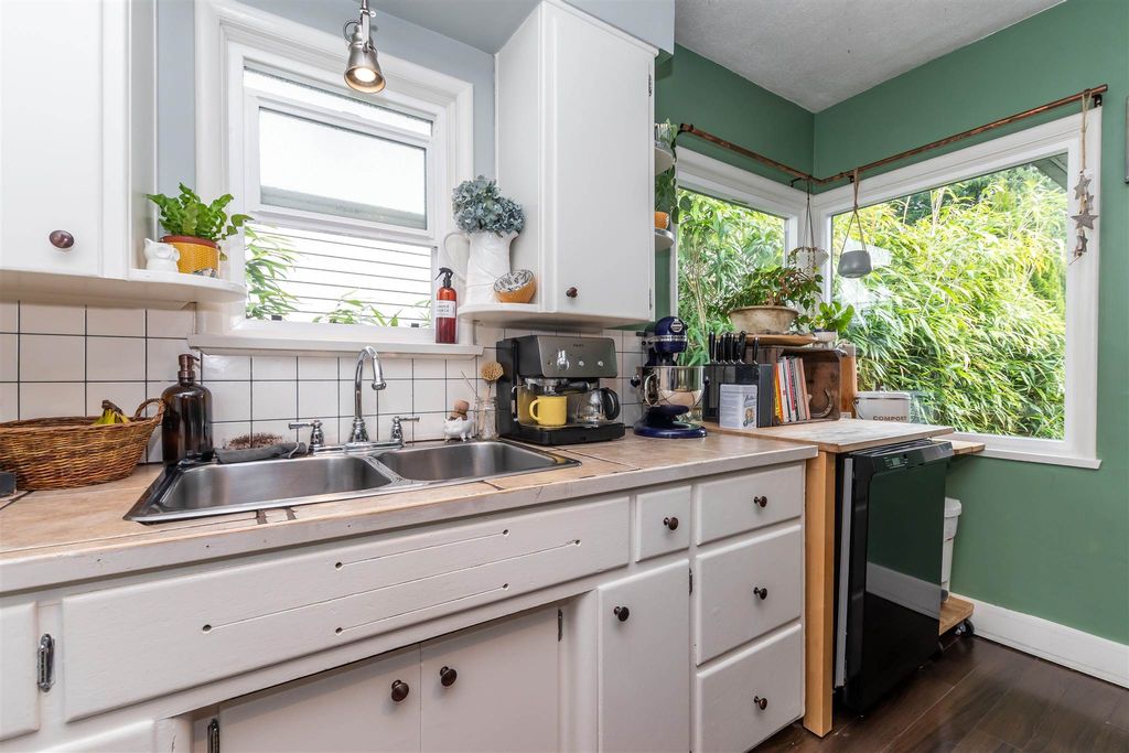 listing image 1108234882626958580