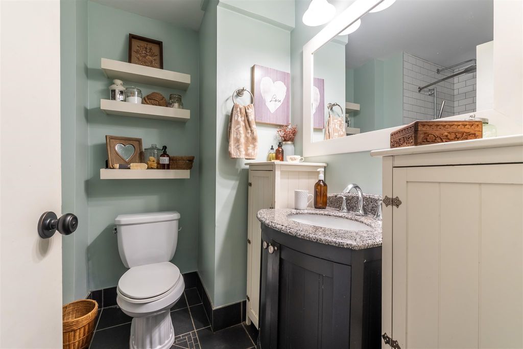 listing image 1109089226043530165