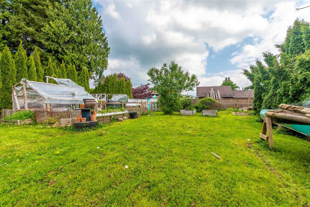 listing image 1104170504478118441