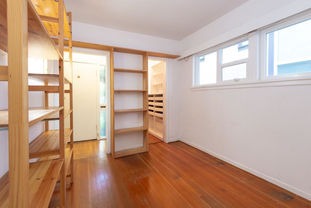 listing image 1101286182213187749
