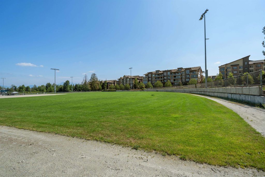 listing image 1101094829273433639