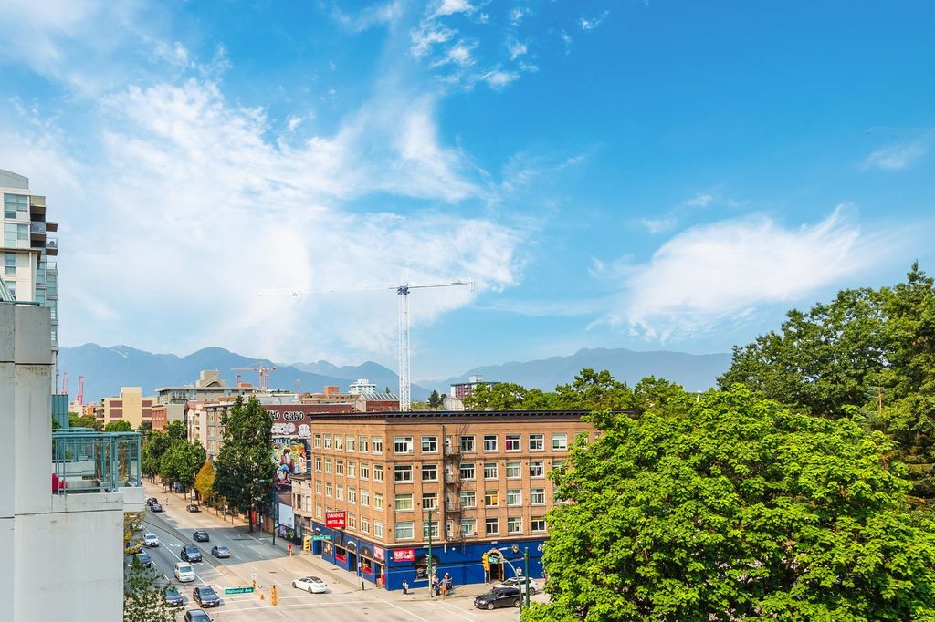 listing image 1108122329345924460