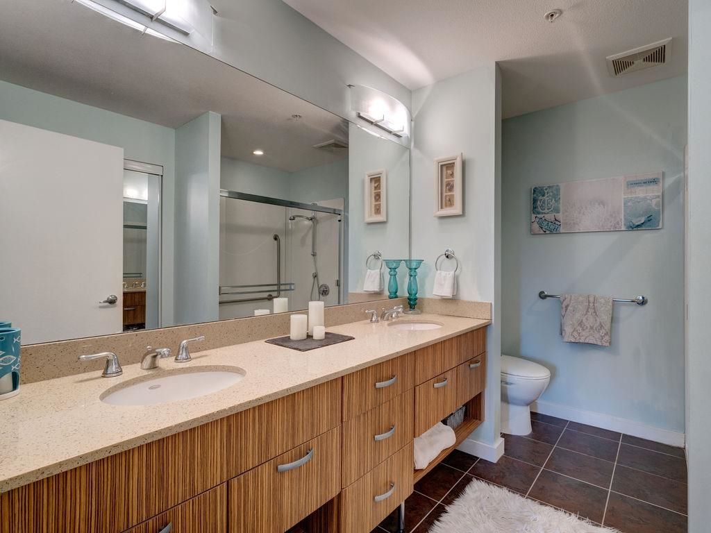 listing image 1105173787043734659