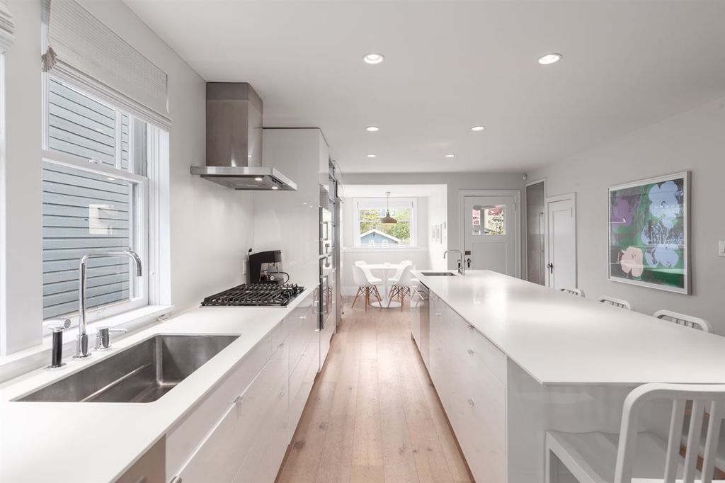 listing image 1102030718125757107