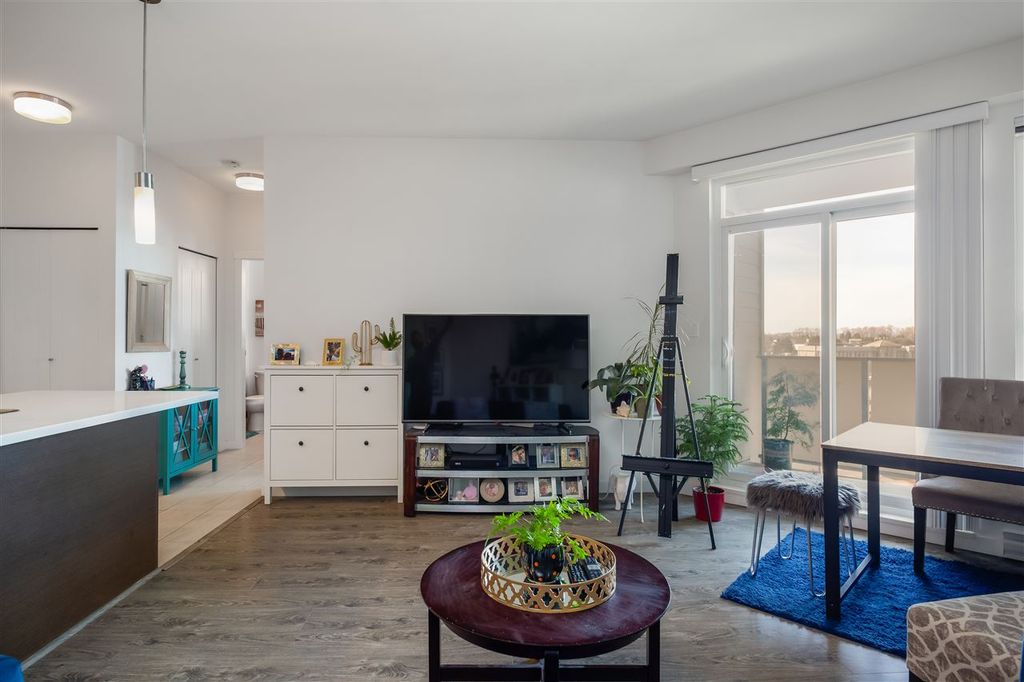 listing image 1108364318540237575