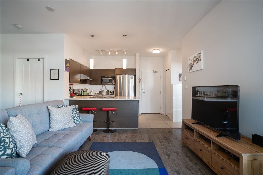 listing image 1105874892804379206