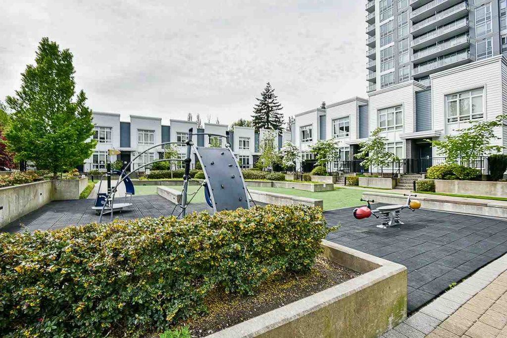 listing image 1102339013837754067