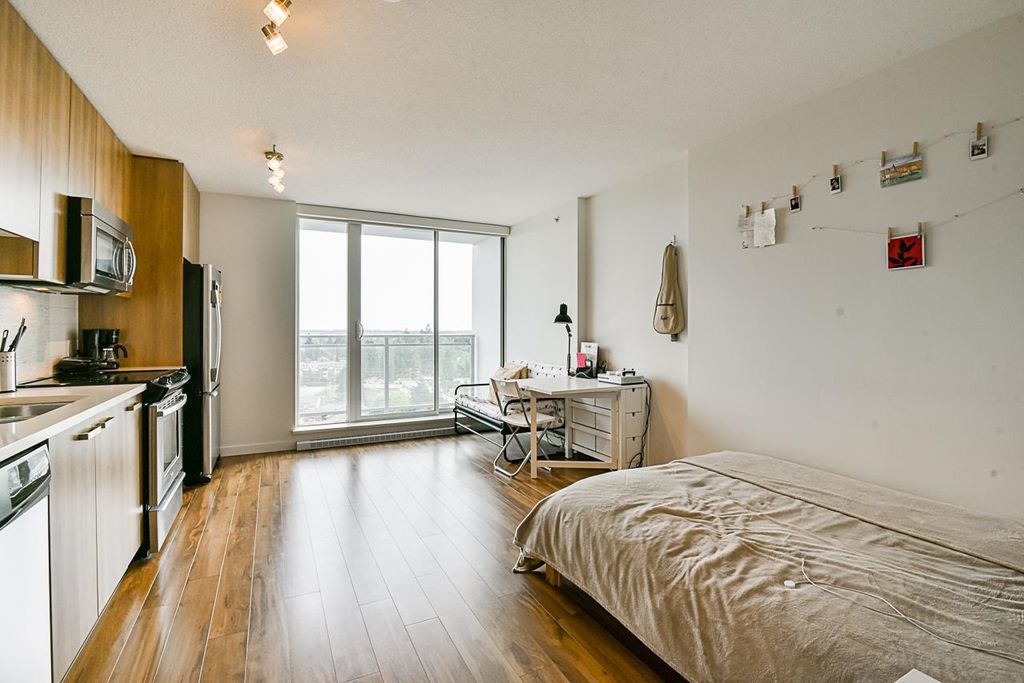 listing image 1109441602715325801