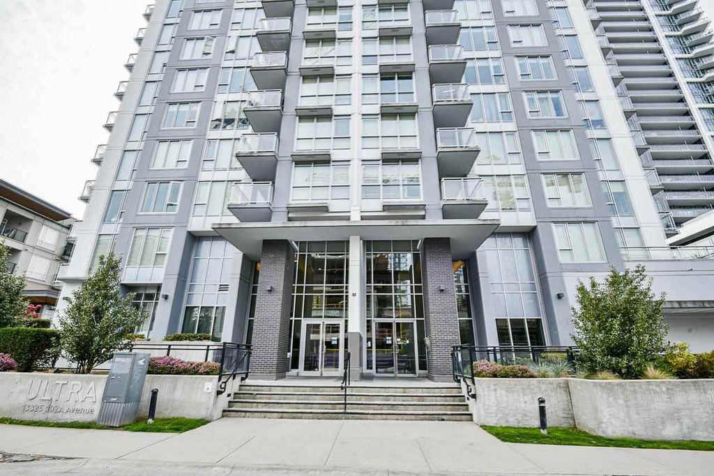 listing image 1104122066304702193