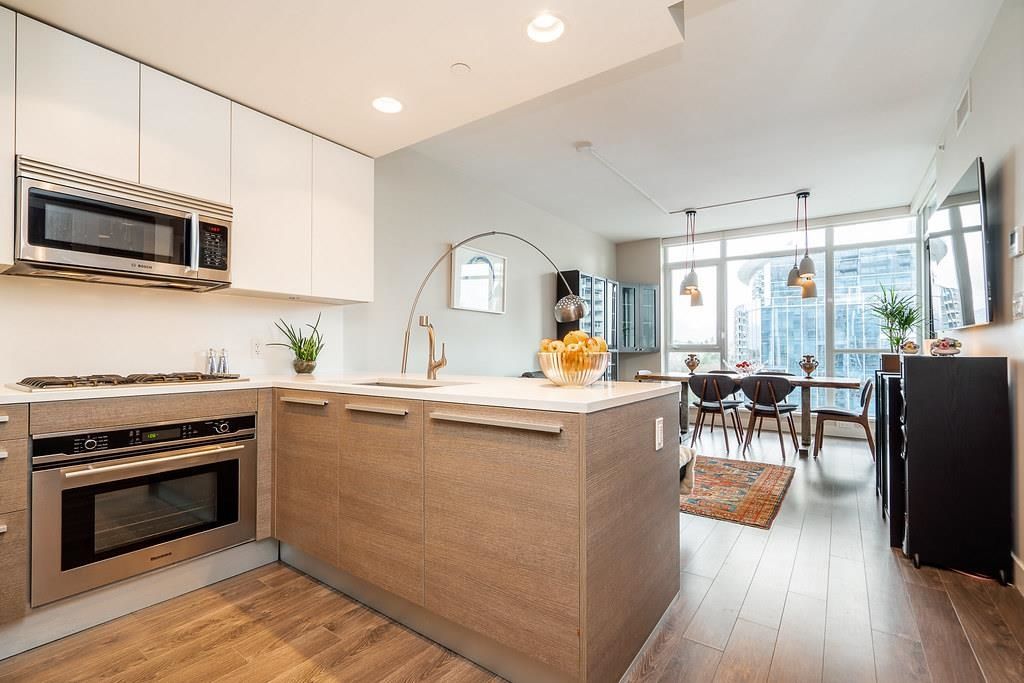 listing image 1102256910598956005