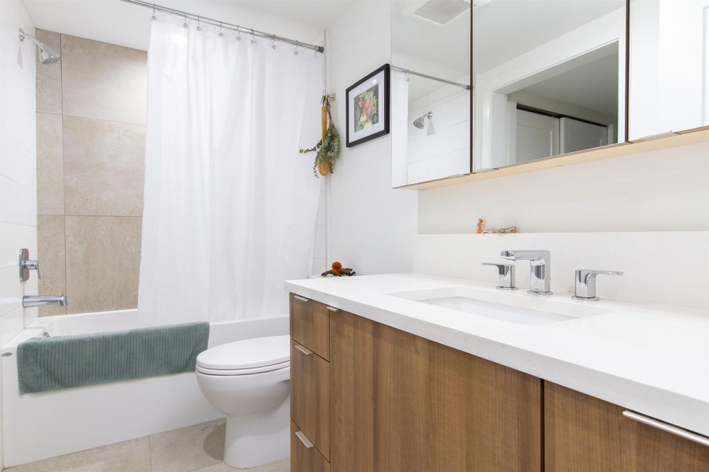 listing image 1103205482750877968