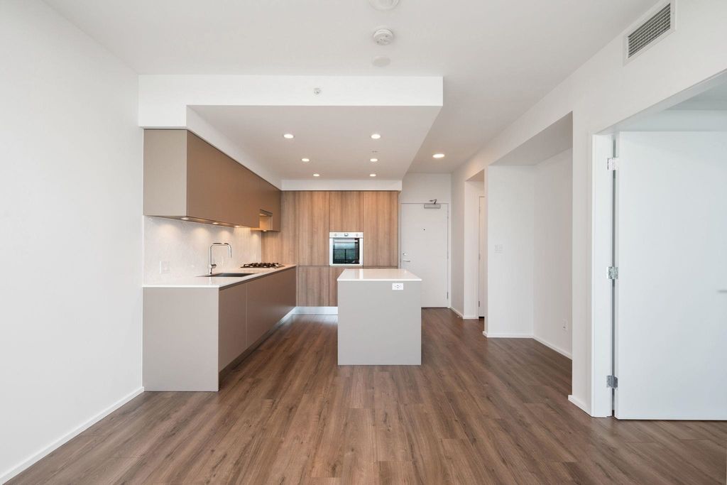listing image 1108192161459920332